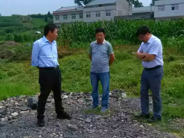 �ƴ������L�������(du��)���L��ɽ���S�ӵ�������һ��(bi��o)�ι���